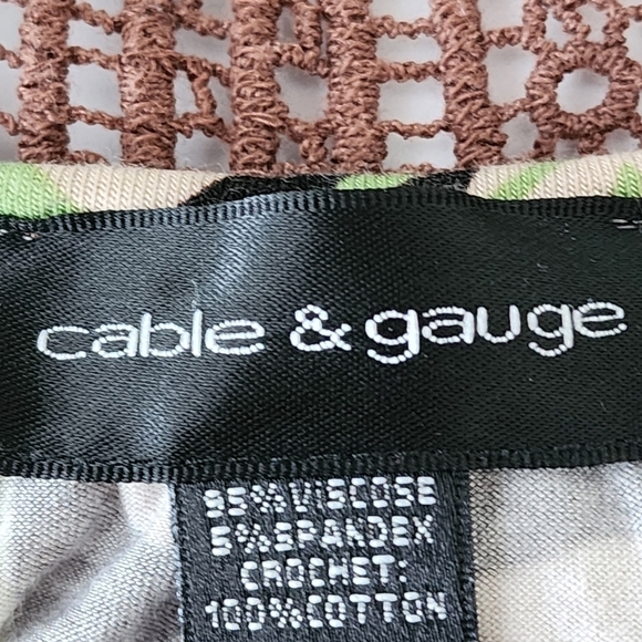 Cable & Gauge Women’s Crochet Neckline Elastic Hem Sleeveless Top Size Large - Picture 7 of 8